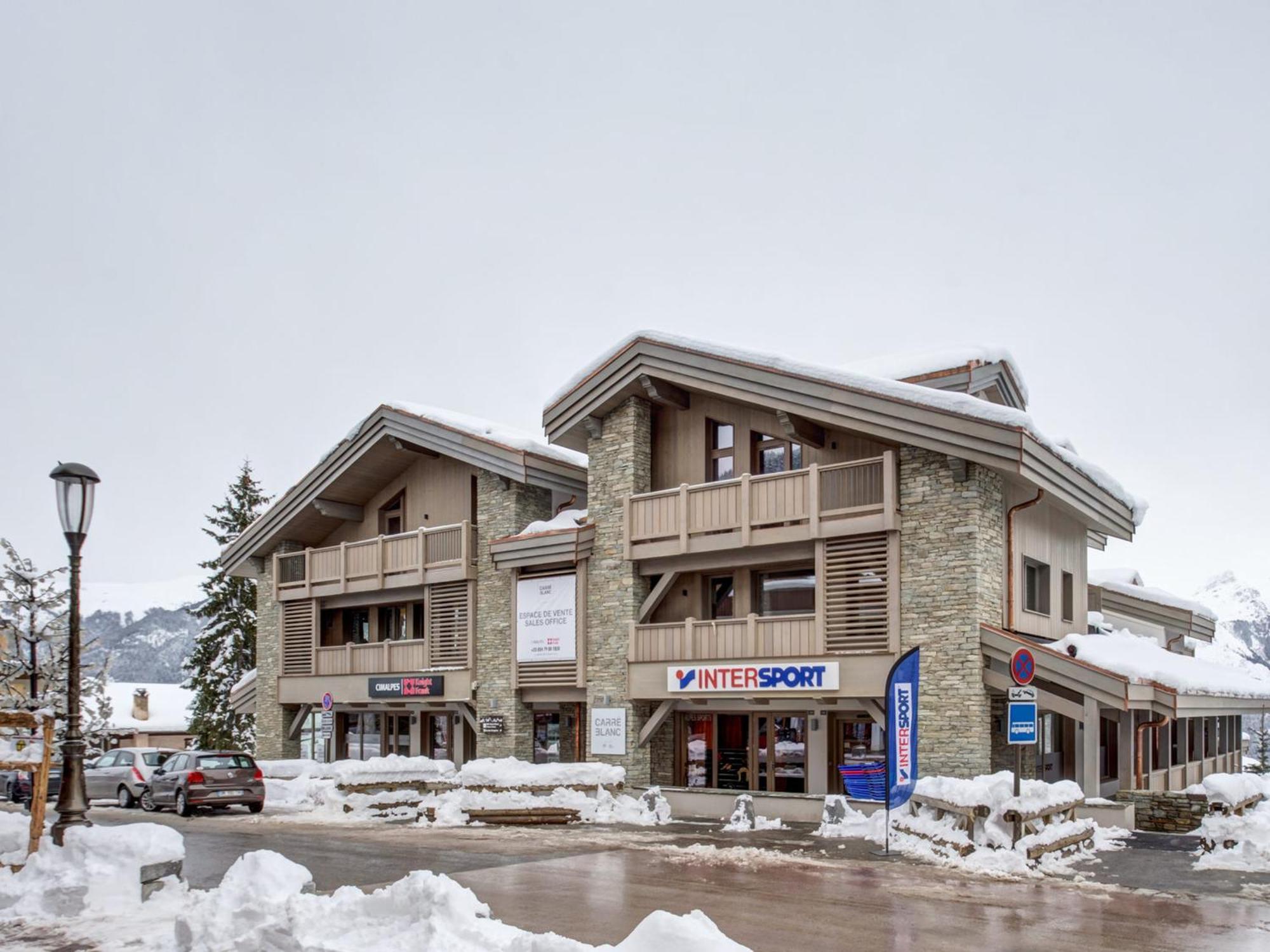 Appartement Neuf Centre Courchevel Village, Proche Commerces Et Pistes, Parking Et Fitness Inclus - Fr-1-562-33 Eksteriør billede